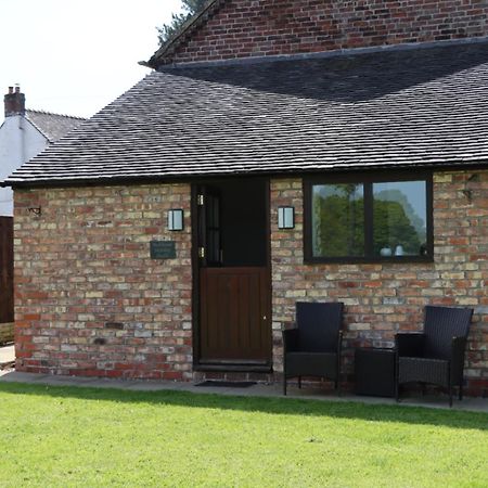 Malthouse Farm Cottage Studio Dilhorne Zewnętrze zdjęcie