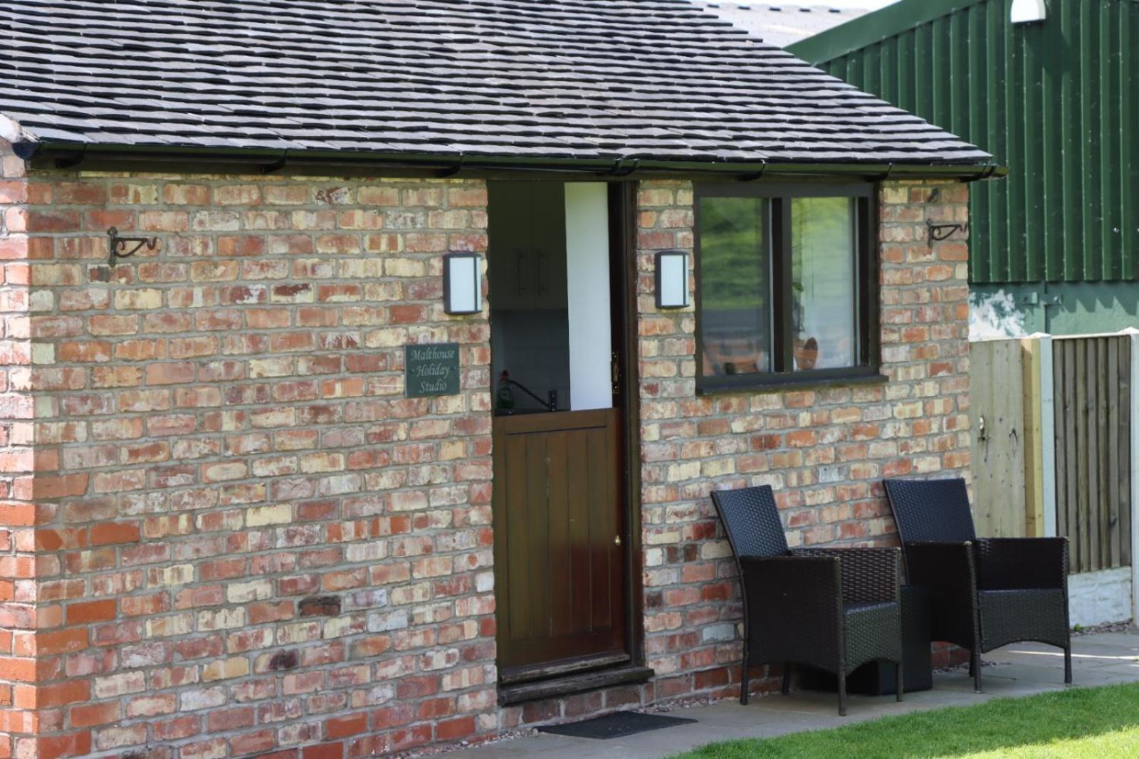 Malthouse Farm Cottage Studio Dilhorne Zewnętrze zdjęcie