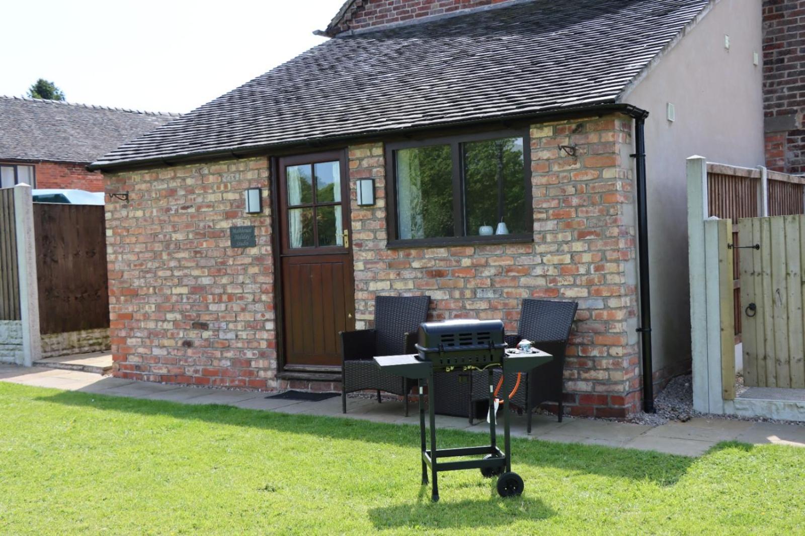Malthouse Farm Cottage Studio Dilhorne Zewnętrze zdjęcie