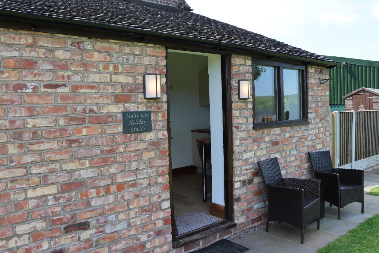 Malthouse Farm Cottage Studio Dilhorne Zewnętrze zdjęcie
